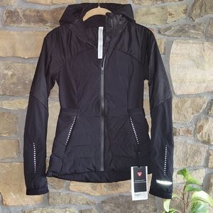 NWT Lululemon Down for It All Jacket 4 Black Hoodie Reflective Dots